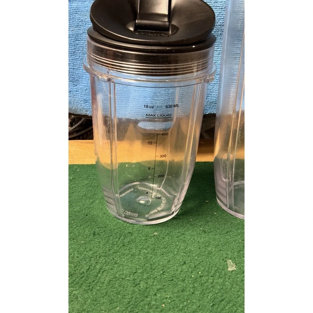 Nutri Ninja 32oz &‎ 18oz Cups w Lids + Blade 710ml Blender Set